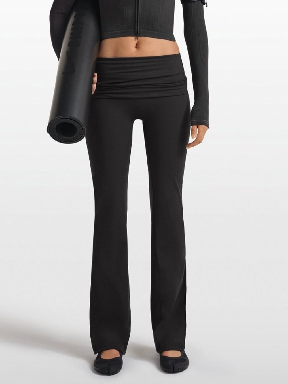 NWOT NikeSKIMS Matte Foldover Slim Flare Leggings